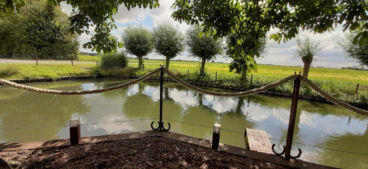Bed & Breakfast De Kienstee Schoondijke Exteriér fotografie